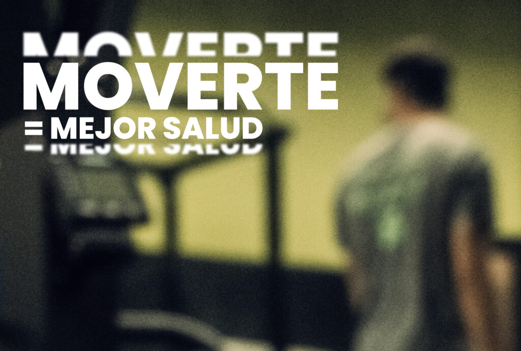 Persona entrenando en gimnasio representando la importancia del movimiento para una vida activa y saludable